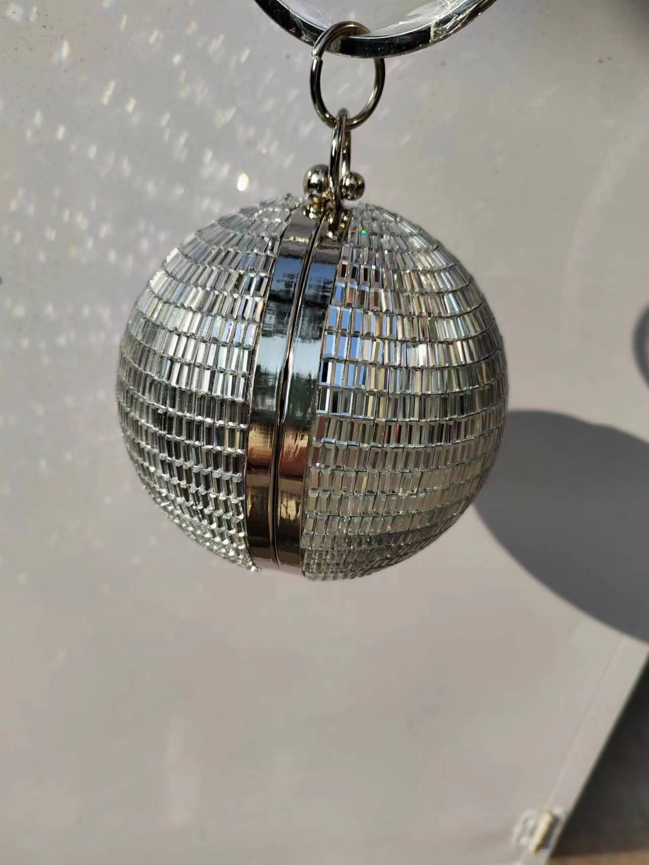 2025 High End Purse Silver Dis - огляд і ціна Disco Ball Mirror
