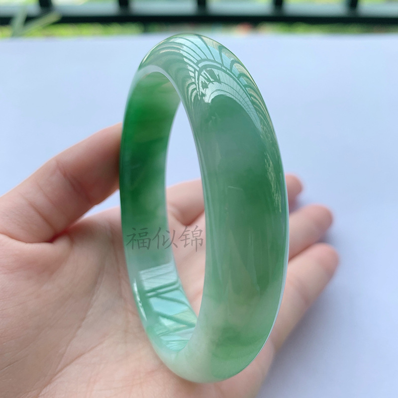 Old Mine Icy Jadeite Bracelet, - огляд і ціна Lighting & Home Decor Studio Photos